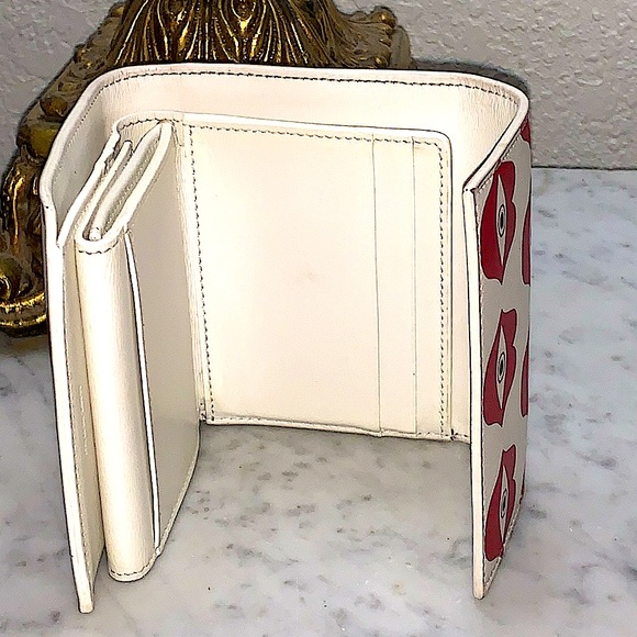 CELINE TRIFOLD WALLET LIP EYE TELEPATHY LOVE 2019 ANNELI HENRIKSSON RED LIPS EYE - Picture 10 of 12